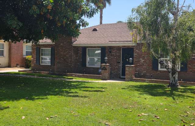 "The WOOD STREETS" NEAR RIVERSIDE COMMUNITY COLLEGE - 3524 Bandini Avenue, Riverside, CA 92506