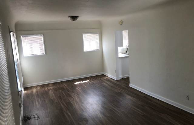 4395 Florida St. Gallery 3