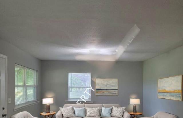 Don't Miss this 3BR/2BA Home with Large Detached Garage & Huge Backyard and Deck Gallery 3
