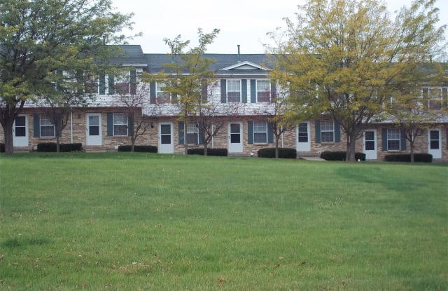 3119 Loras Drive - 8 - 3119 West Loras Drive, Freeport, IL 61032