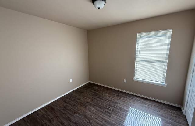 3124 E Cornell Street photos photos