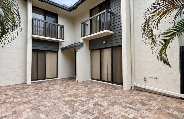 3205 COCOPLUM Circle Gallery 1