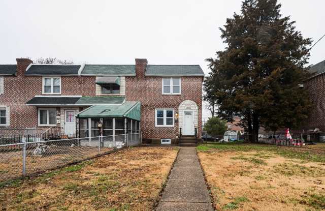 End row home! Stainless appliances, Laminate flrs., New Carpet, Central A/C, Garage, two (2) car off-street parking! photos photos