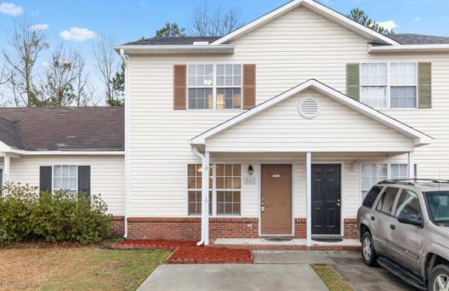 987 West Pueblo Drive - 1 - 987 West Pueblo Drive, Piney Green, NC 28546