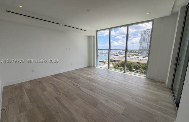 Alba Palm Beach Gallery 3