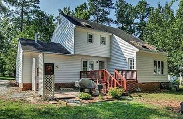 3 Bed 2.5 bath Deer Run Subdivision-Chesterfield Gallery 4