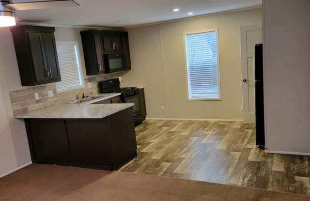 75 Braddock Avenue - 75 Braddock Avenue, Braddock, PA 15104