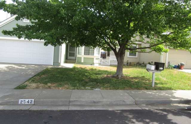 Beautifully Maintained Fairfield Home photos photos