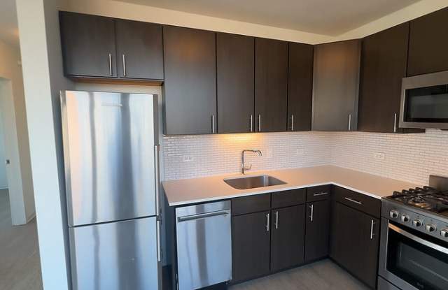 359 W Superior St photos photos