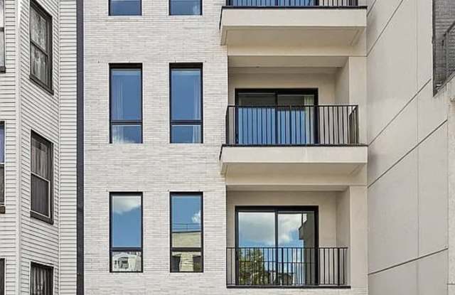 48 Stanhope St Apt 3R Gallery 4