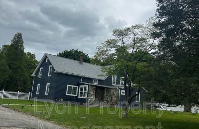 58 Spooner Ave photos photos
