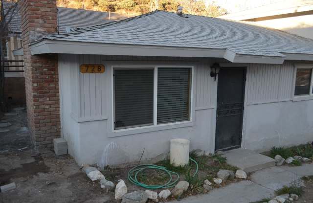 Charming 2-Bedroom Unit in Frazier Park photos photos