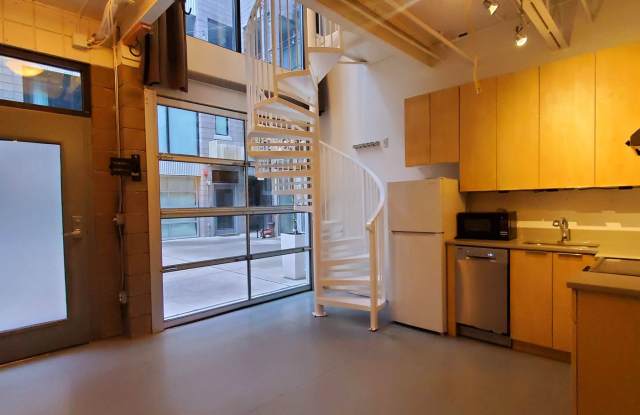 $1,400-Pet-Friendly Studio Loft for Rent at Broadway Park Lofts in Downtown Salt Lake City! Gallery 1