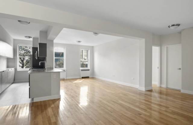 109 W 15th St photos photos
