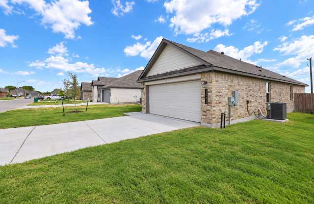 1237 Dowdy Dr Gallery 2