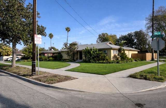 Charming 3-bedroom, 2-bath home in Riverside photos photos