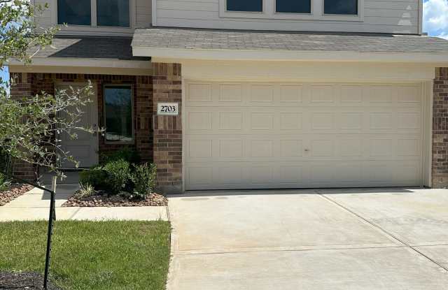 2703 Pheasant Hill Court Gallery 4