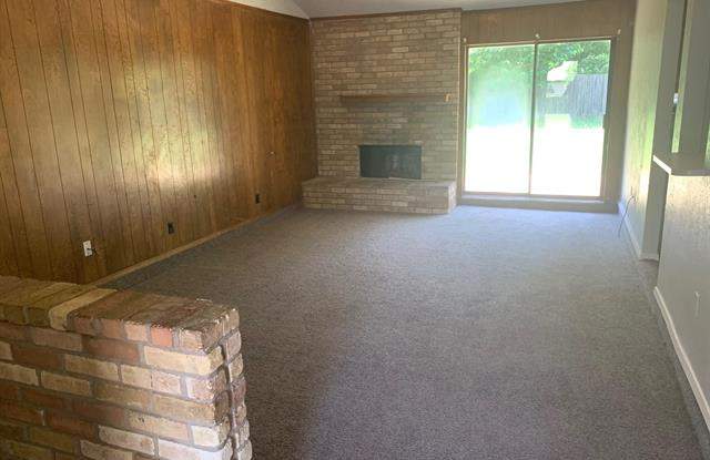 2518 Highgate Drive Gallery 2