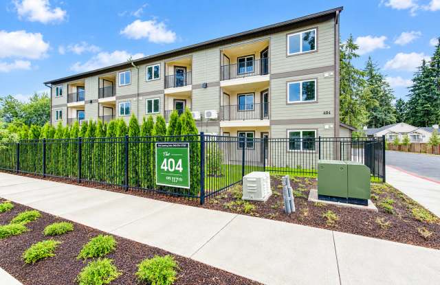 New Two Bedroom On the First Floor!! Gallery 3