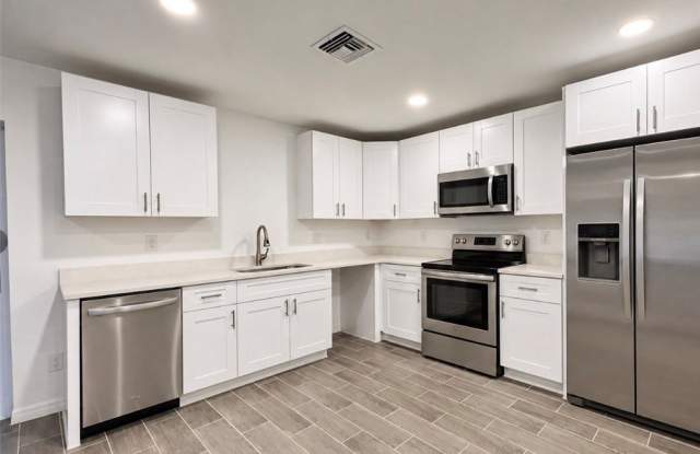 2716 10th Street SW Gallery 2