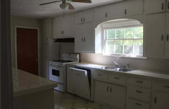 1209 Milner Drive Gallery 4