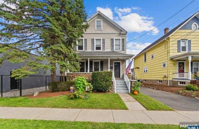 31 Wanamaker Avenue Gallery 3