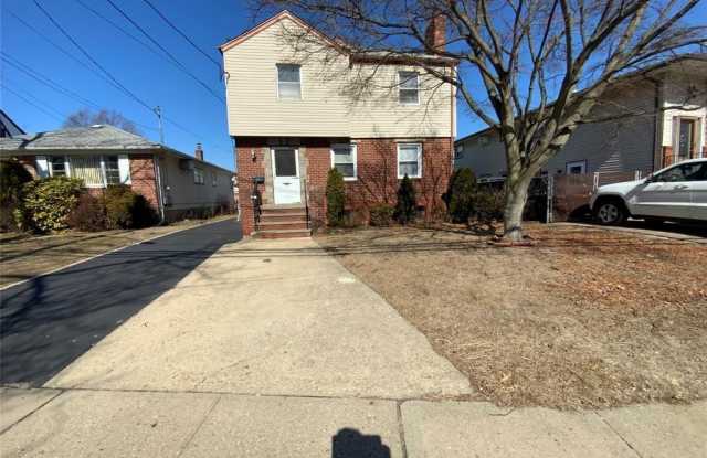 1086 Tulip Avenue photos photos
