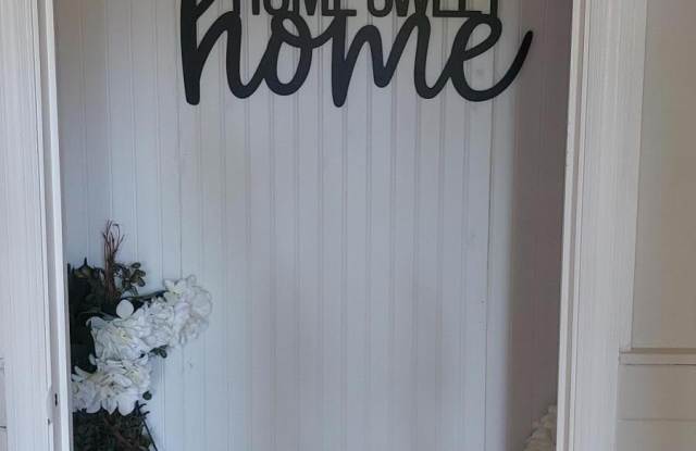 2347 N 117th St - 2347 North 117th Street, Wauwatosa, WI 53226 2347 N 117th St - 2347 North 117th Street, Wauwatosa, WI 53226