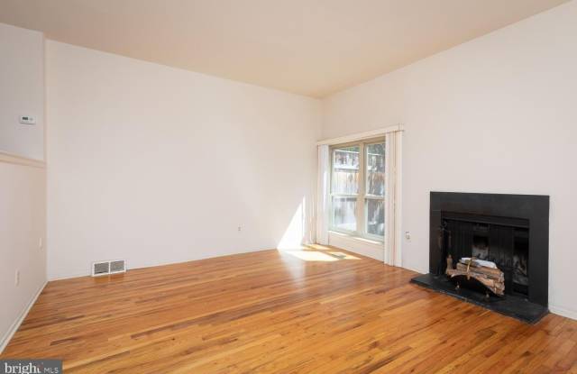 215 N 23RD Street Gallery 3