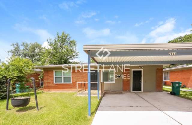 2112 Dewberry Lane - 2112 Dewberry Lane, Pasadena, TX 77502
