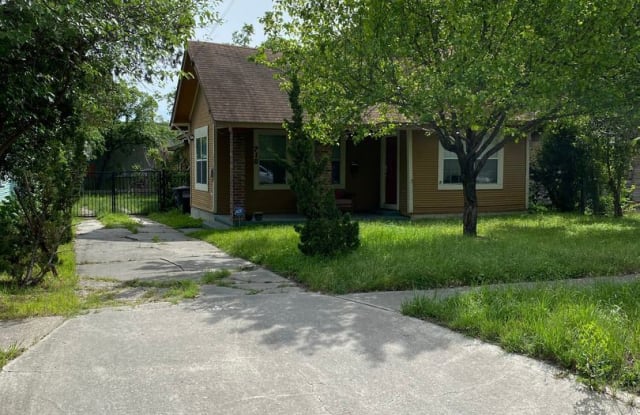 710 E Ashby Place - 710 East Ashby Place, San Antonio, TX 78212