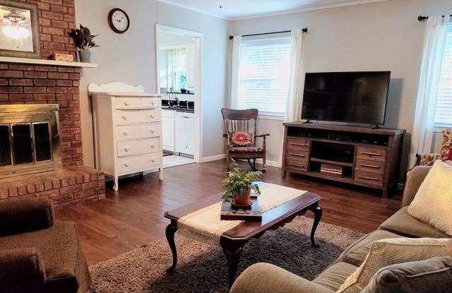 1603 Miller Court Gallery 4
