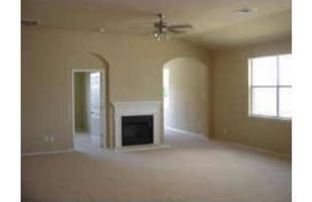 1327 Clear Creek Drive Gallery 4