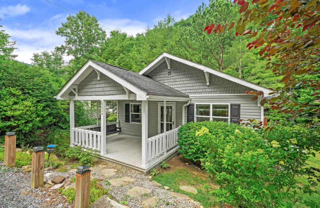 Fantastic 2 Bedroom 1 Bath in the Gerton Area Gallery 3