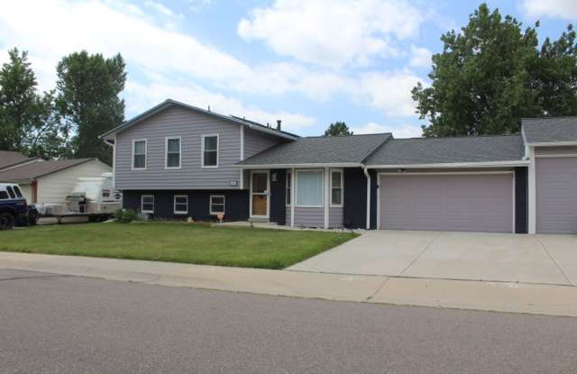Columbine Hills - 3 BR/2 1/2 BA Home! photos photos