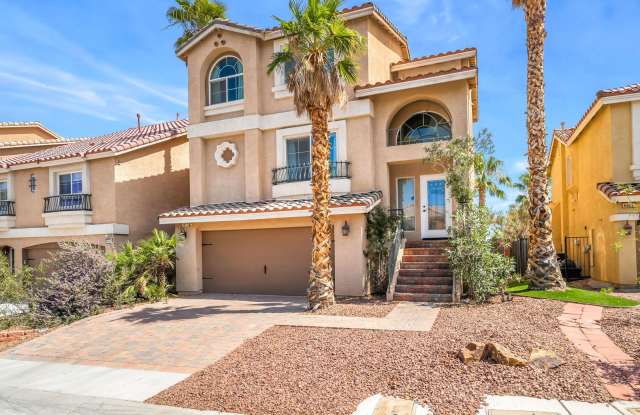 Former Model Home with Private Pool, Spa & Elevated Indoor-Outdoor Living! Gallery 3