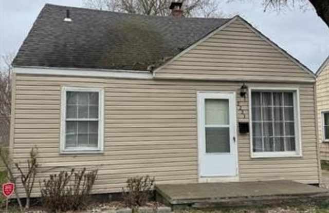 2233 SPRING HILL Avenue photos photos