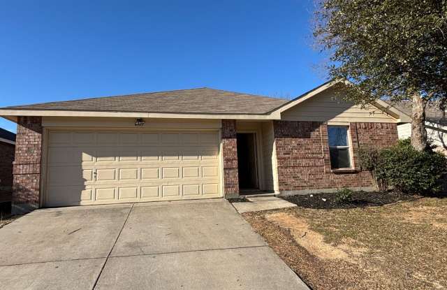 Charming 4 bedroom home for rent! - 4917 Water Ridge Lane, Fort Worth, TX 76179