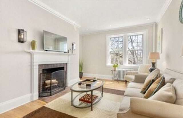 205 Mount Auburn Street photos photos
