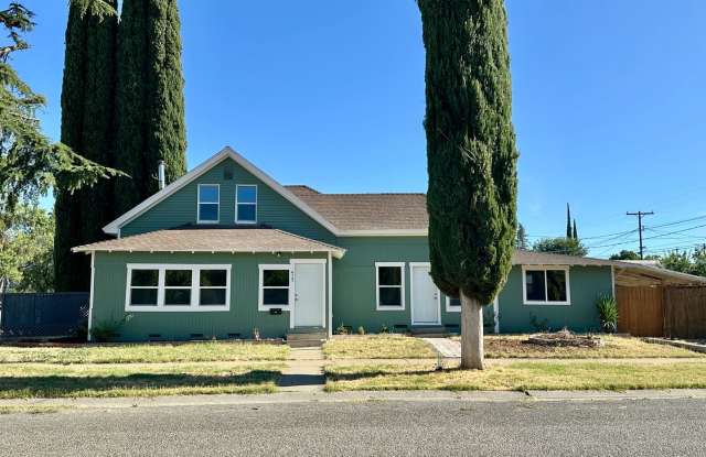 Beautiful 3 bedroom 3 bath Two Story House photos photos