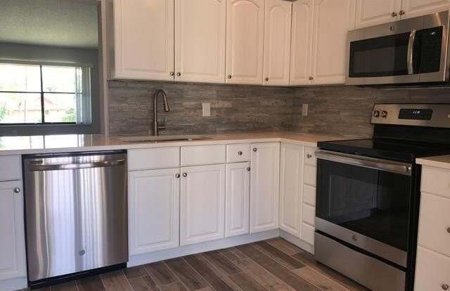 13025 Northshire Trail Gallery 3