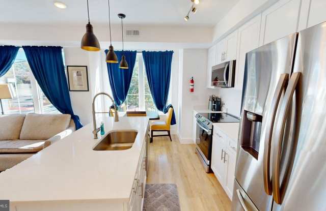 201 KENNEDY Street NW unit: 6 photos photos