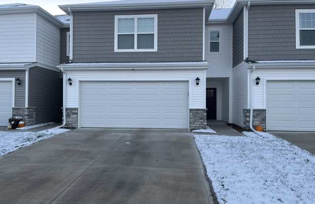 4521 Southeast Ember Lane - 1 - 4521 Southeast Ember Lane, West Des Moines, IA 50061
