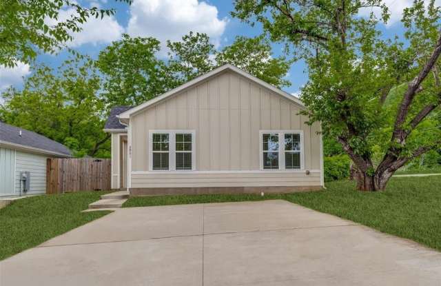 2901 S Scullin Avenue photos photos