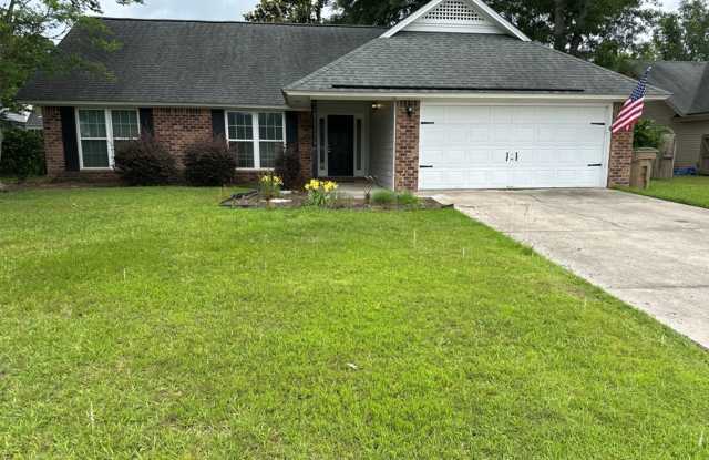 *Now Available* 112 Teal Lake Drive - 112 Teal Lake Drive, Richmond Hill, GA 31324