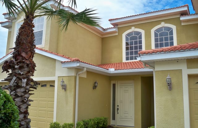 931 Canino Ct - 931 Canino Ct, Palm Harbor, FL 34683