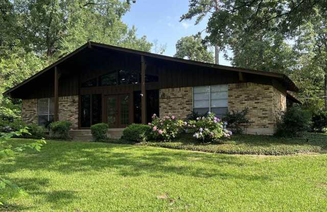 302 Rosewood photos photos