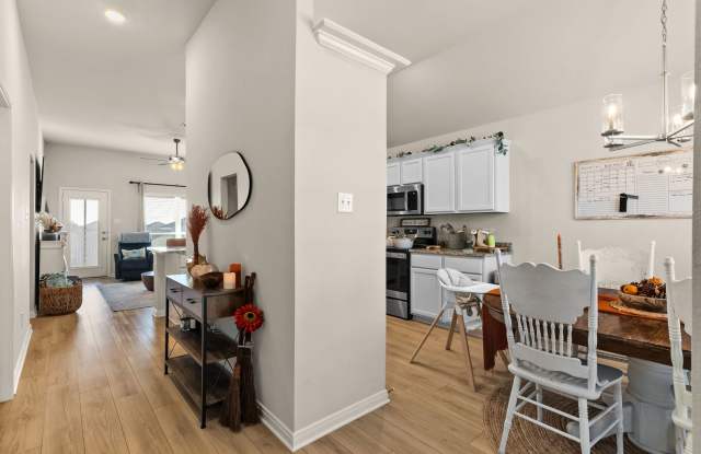 9612 Caemlyn Cove Gallery 3