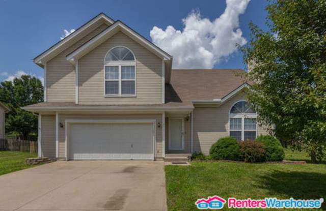 517 North West Panther Drive Gallery 3