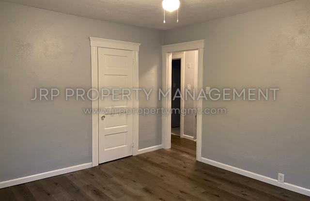 1106 West Michigan Avenue - Upper Gallery 3